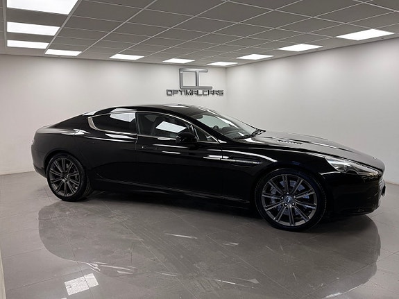 Aston Martin Rapide 8 of 18
