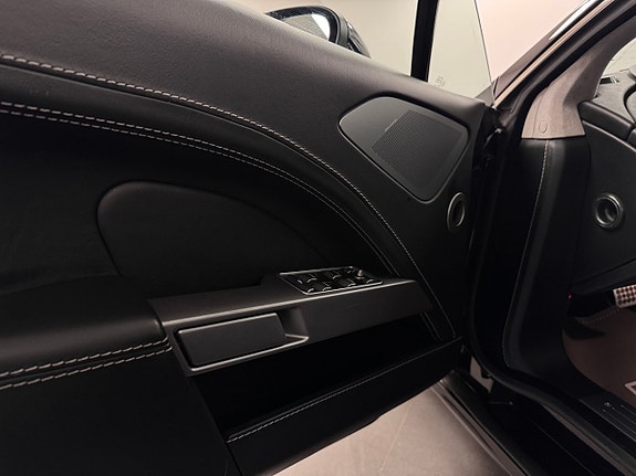 Aston Martin Rapide 14 of 18