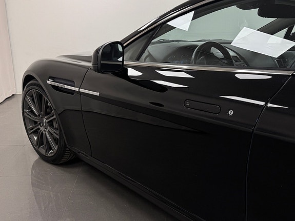 Aston Martin Rapide 13 of 18