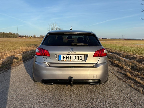Peugeot 308 6 of 22