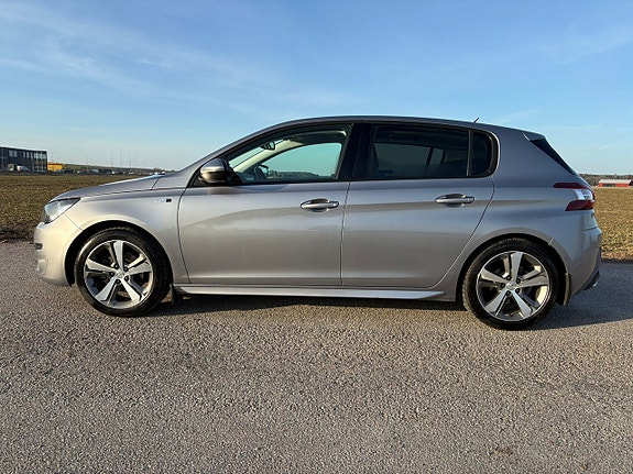 Peugeot 308 5 of 5