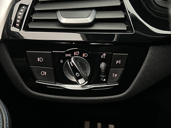 BMW 530e 13 of 30