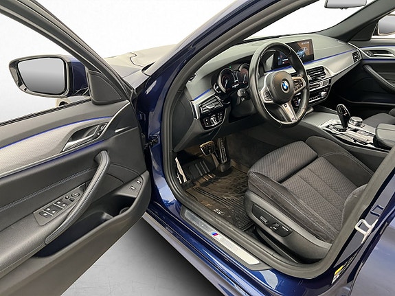 BMW 530e 9 of 30