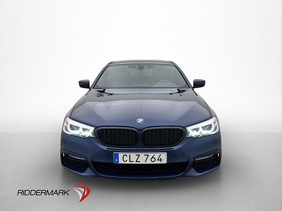 BMW 530e 2 of 5