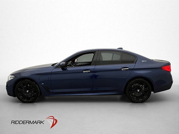 BMW 530e 4 of 5