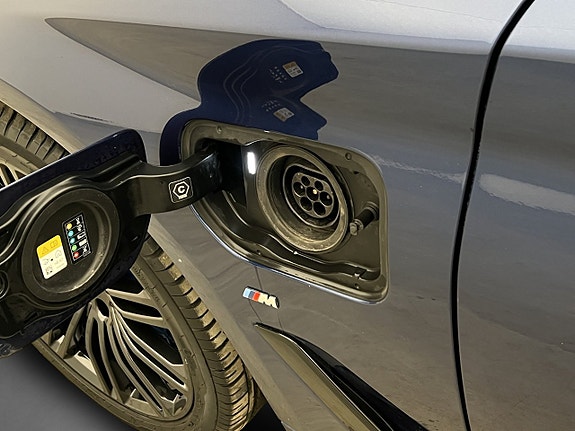 BMW 530e 8 of 30