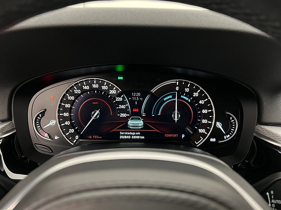 BMW 530e 15 of 30