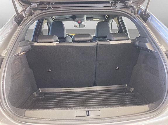 Peugeot e-208 19 of 19