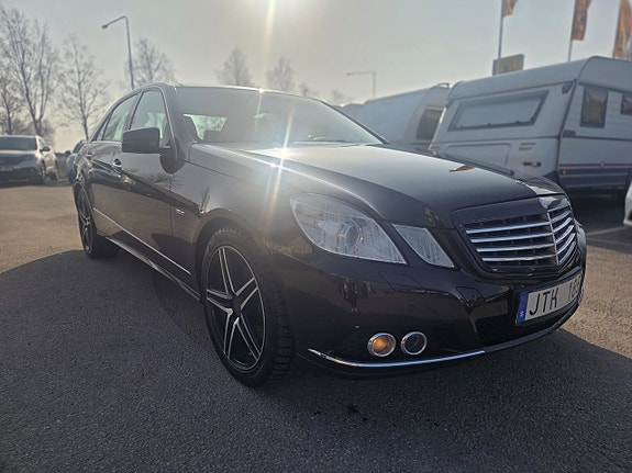 Mercedes-Benz E350 2 of 13