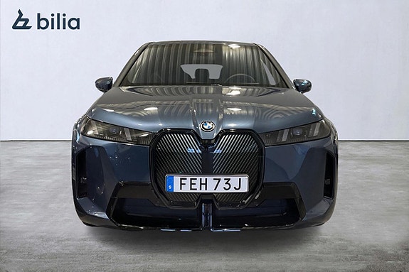 BMW iX 5 of 5