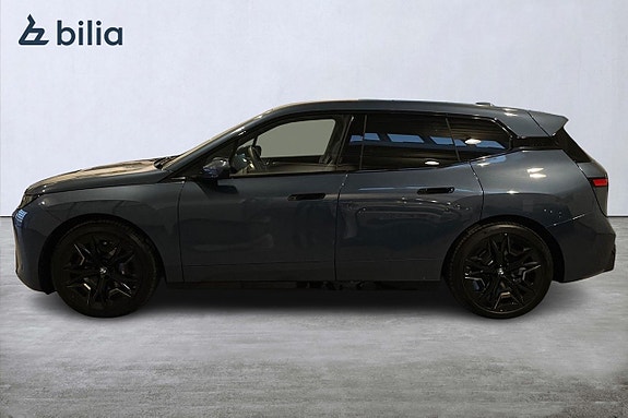 BMW iX 3 of 5