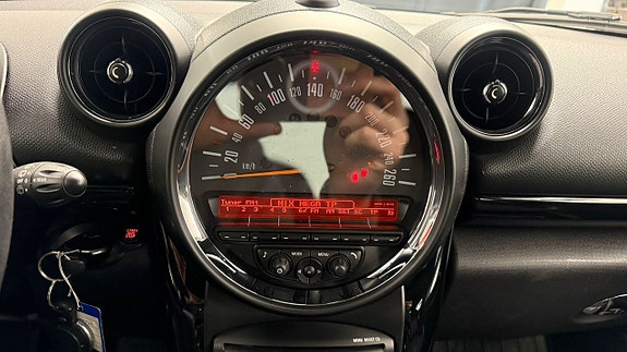 MINI Countryman Cooper 8 of 13