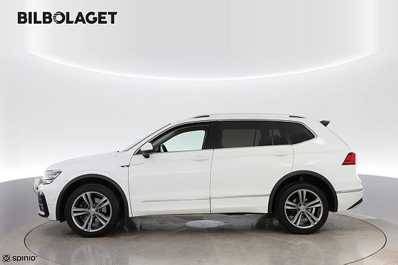 Volkswagen Tiguan Allspace 2 of 5