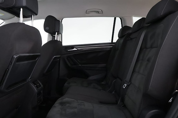 Volkswagen Tiguan Allspace 10 of 17