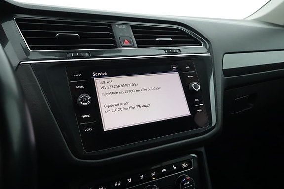 Volkswagen Tiguan Allspace 14 of 17