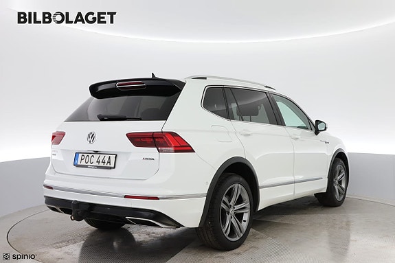 Volkswagen Tiguan Allspace 4 of 5