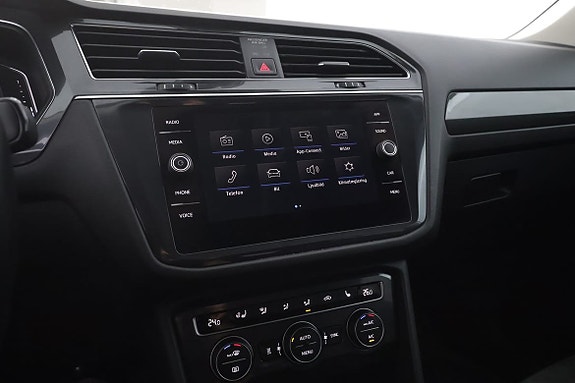Volkswagen Tiguan Allspace 12 of 17