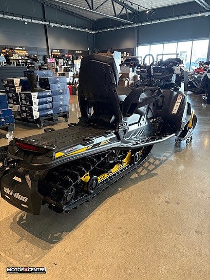 Ski-Doo Tundra LE 600 ACE 2 MIL 3 of 6