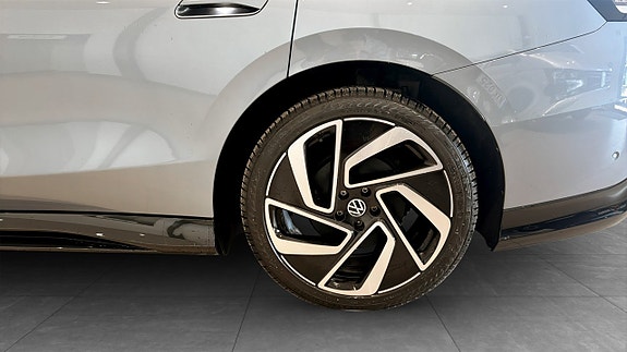 Volkswagen ID.7 9 of 19