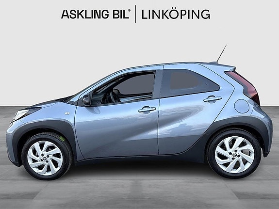 Toyota Aygo X 3 of 5