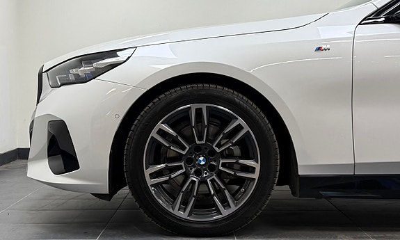 BMW 520d 5 of 5