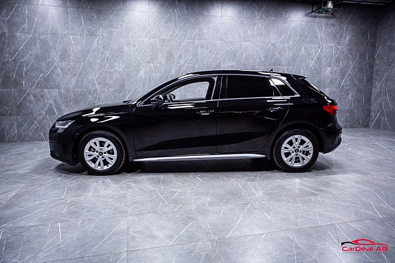Audi A3 4 of 25