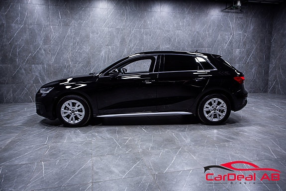 Audi A3 4 of 25