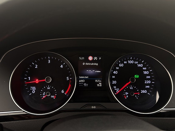 Volkswagen Passat Alltrack 15 of 30