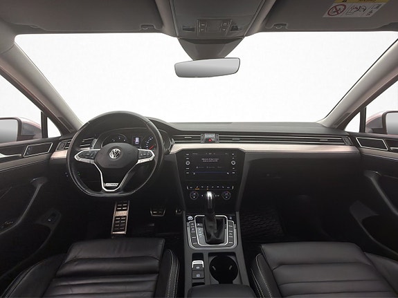 Volkswagen Passat Alltrack 11 of 30