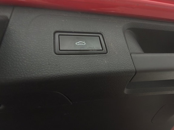 Volkswagen Passat Alltrack 27 of 30