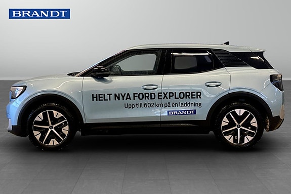 Ford Explorer 3 of 5