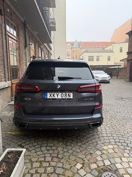 BMW X5 4 of 5