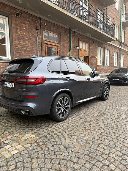 BMW X5 3 of 5