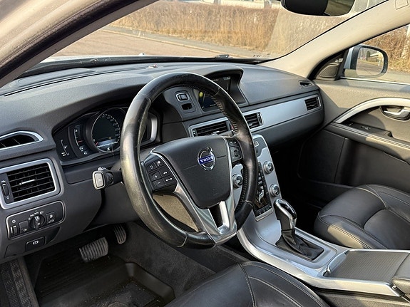 Volvo V70 5 of 9