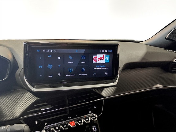 Peugeot 2008 9 of 15
