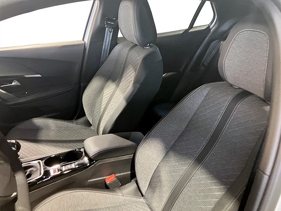 Peugeot 2008 5 of 5