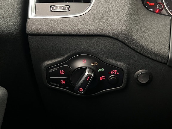 Audi Q5 12 of 27