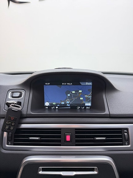Volvo V70 9 of 15