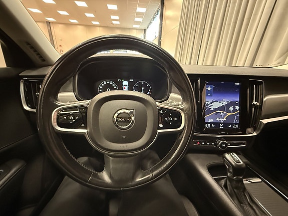 Volvo V90 15 of 16