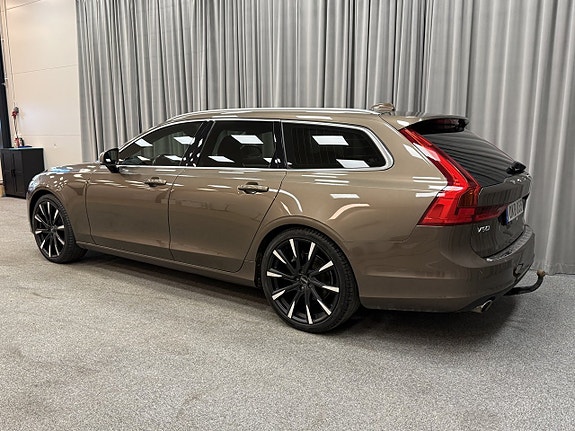 Volvo V90 3 of 16