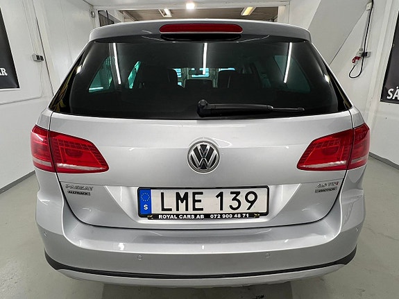 Volkswagen Passat Alltrack 5 of 5