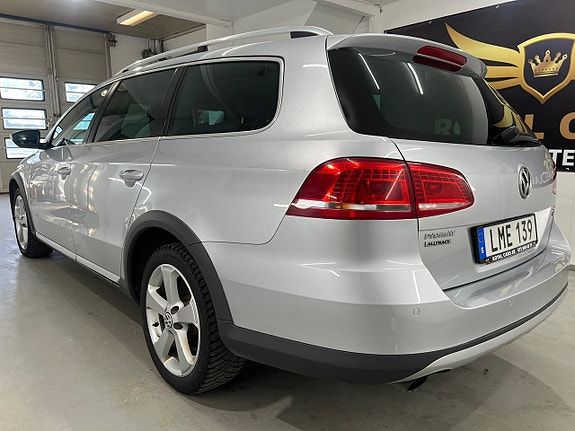 Volkswagen Passat Alltrack 6 of 26