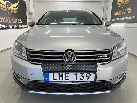 Volkswagen Passat Alltrack 8 of 26