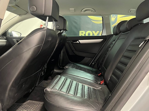 Volkswagen Passat Alltrack 21 of 26