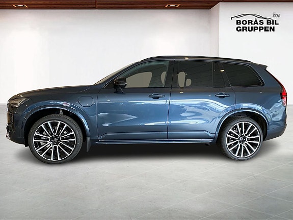 Volvo XC90 3 of 14