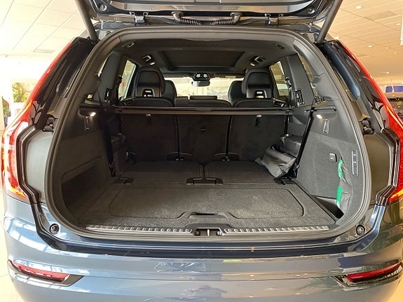 Volvo XC90 13 of 14