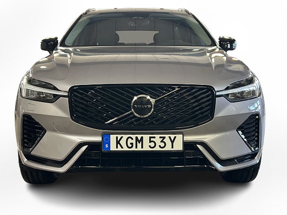 Volvo XC60 2 of 5