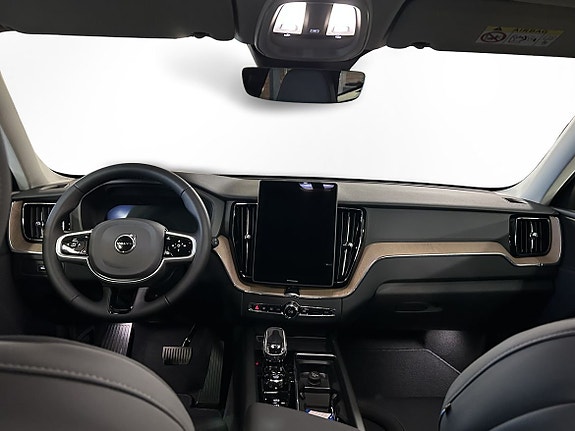 Volvo XC60 7 of 13