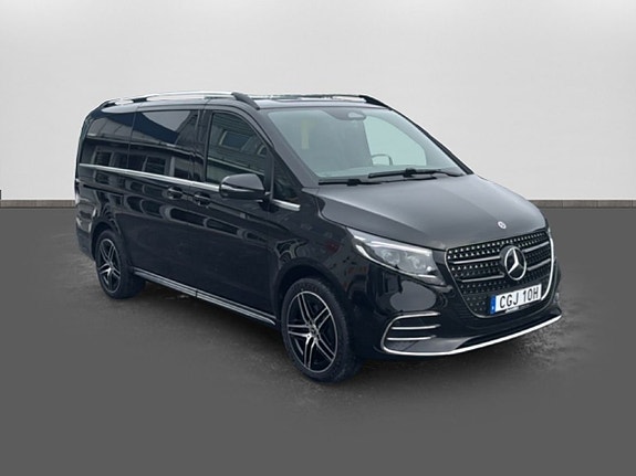 Mercedes-Benz V-Klass 2 of 5