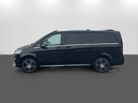 Mercedes-Benz V-Klass 4 of 5